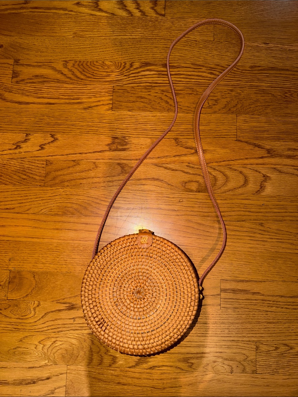 Round Woven Crossbody Bag in Tan